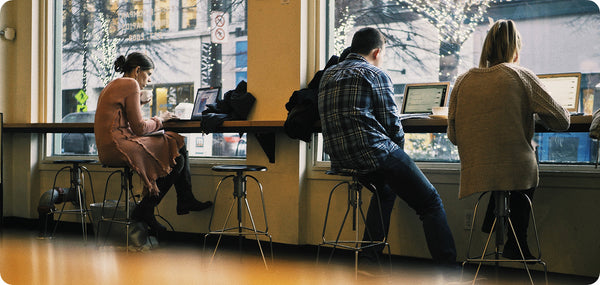 Standing stool in the office - everything you need to know